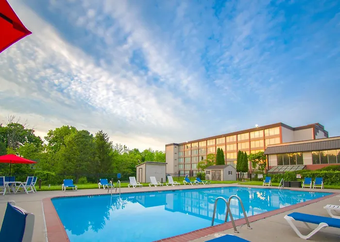 Exton Hotel And Conference Center