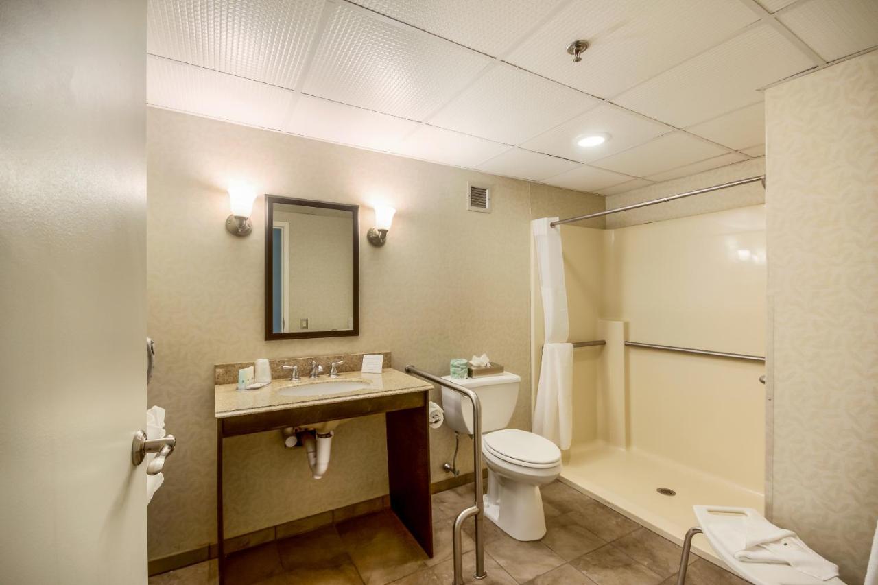 Hotel And Conference Center Exton