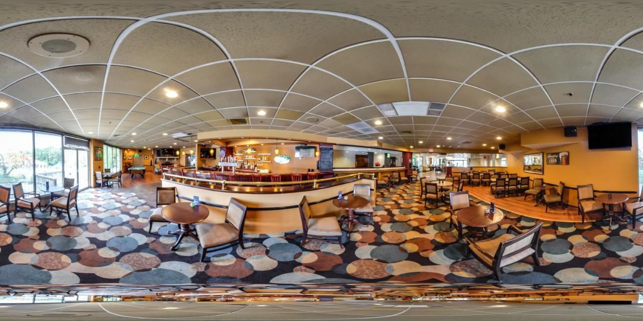 Hotel And Conference Center 3*