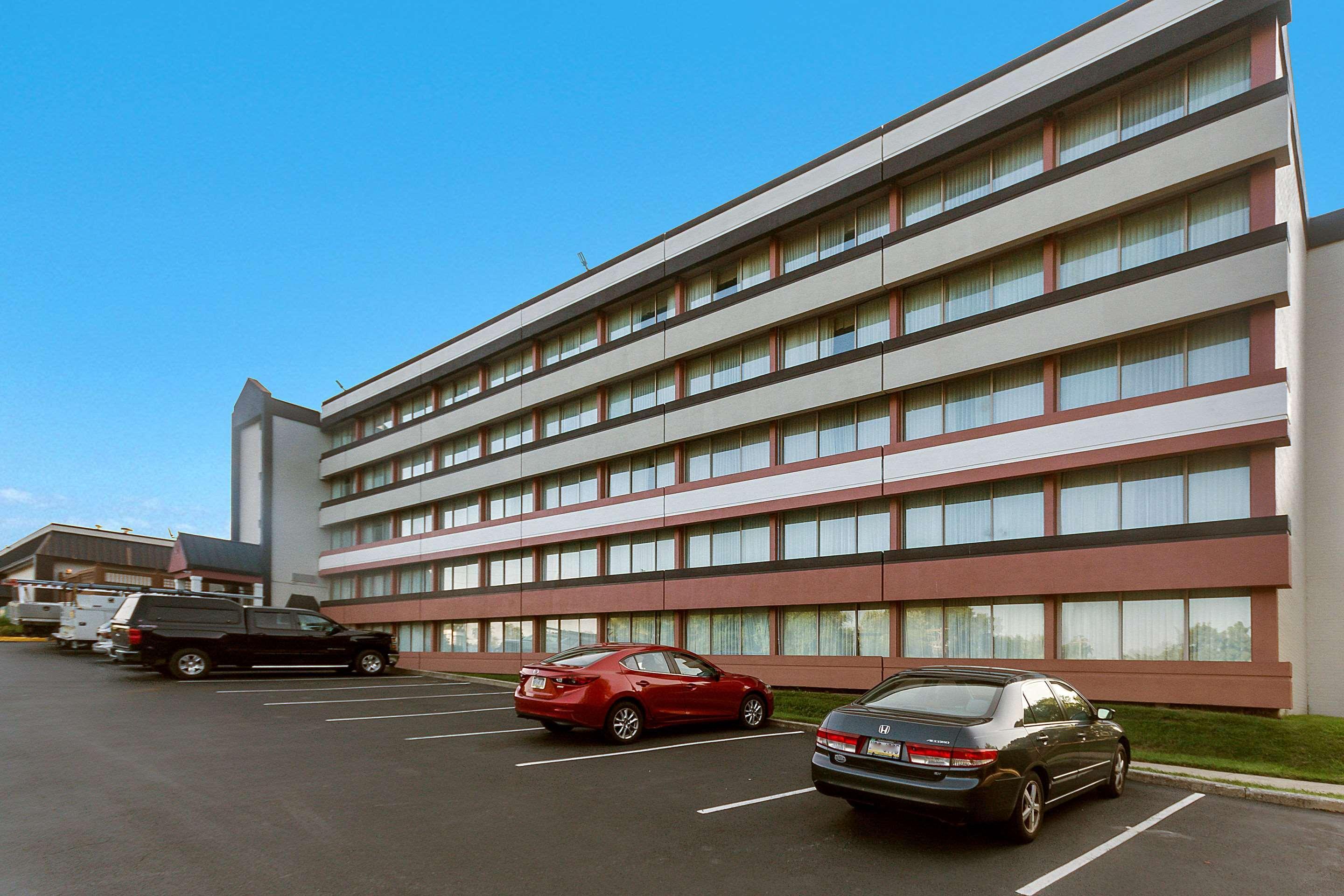 And Conference Center Hotel 3*