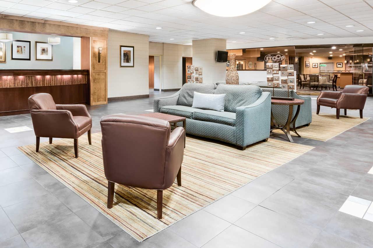 Hotel And Conference Center