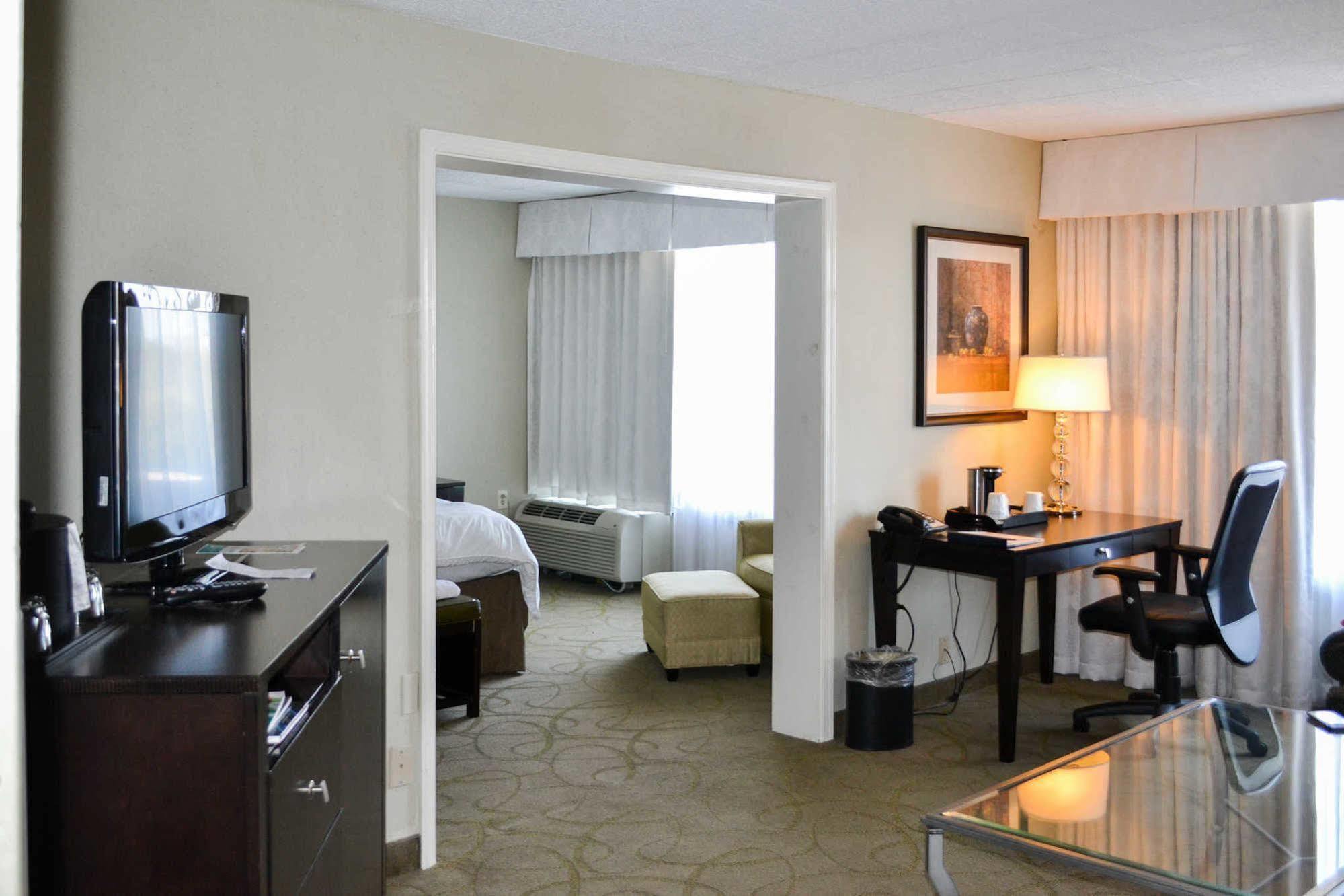 Hotel And Conference Center Exton